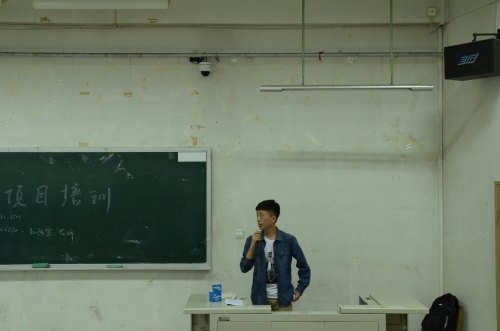 介绍中期答辩注意事项