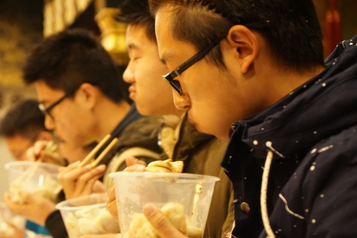 吃饺子大赛