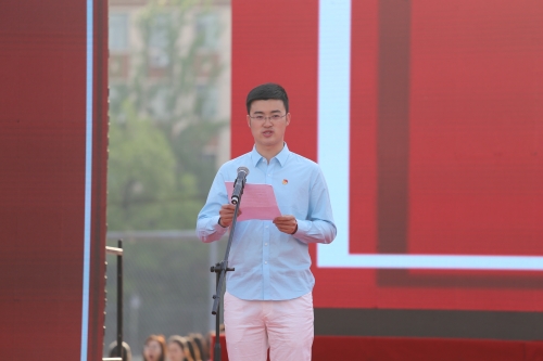 团员代表发言